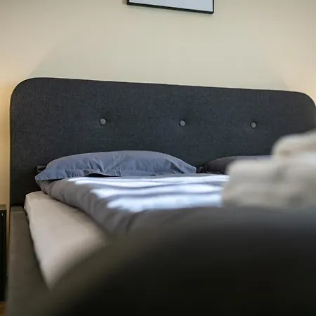 Sunny And Quiet 2bdr Apartment Warna